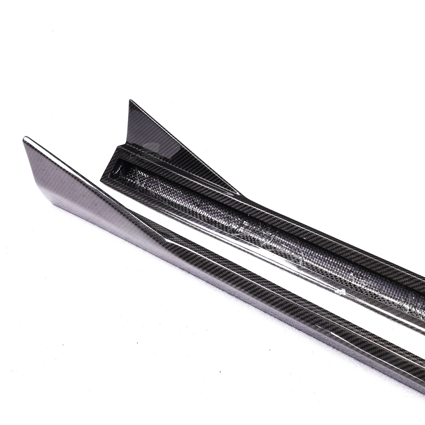 DRY Carbon Fiber MP Style Side Skirts I G90 G99 M5